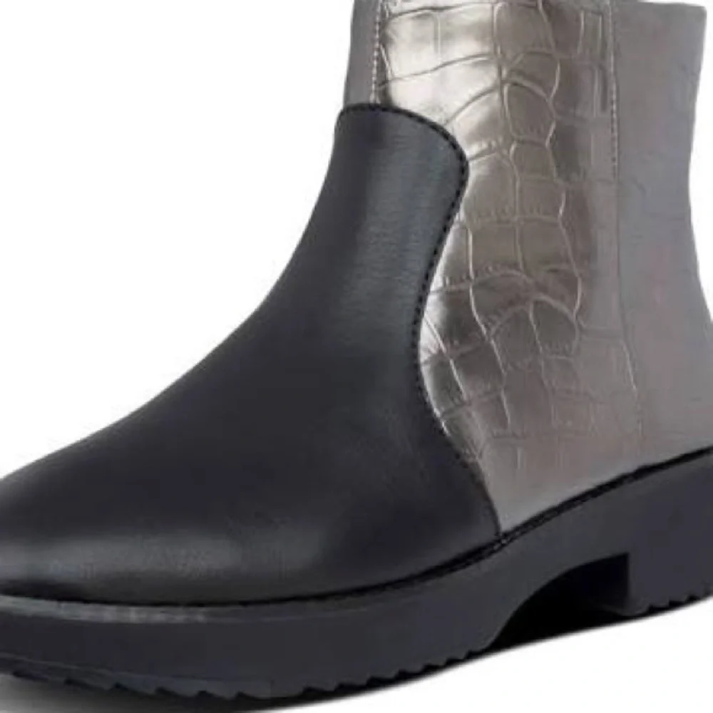 FITFLOP Women's Silver Croc Embossed Mara Ankle Boot Size 8.5